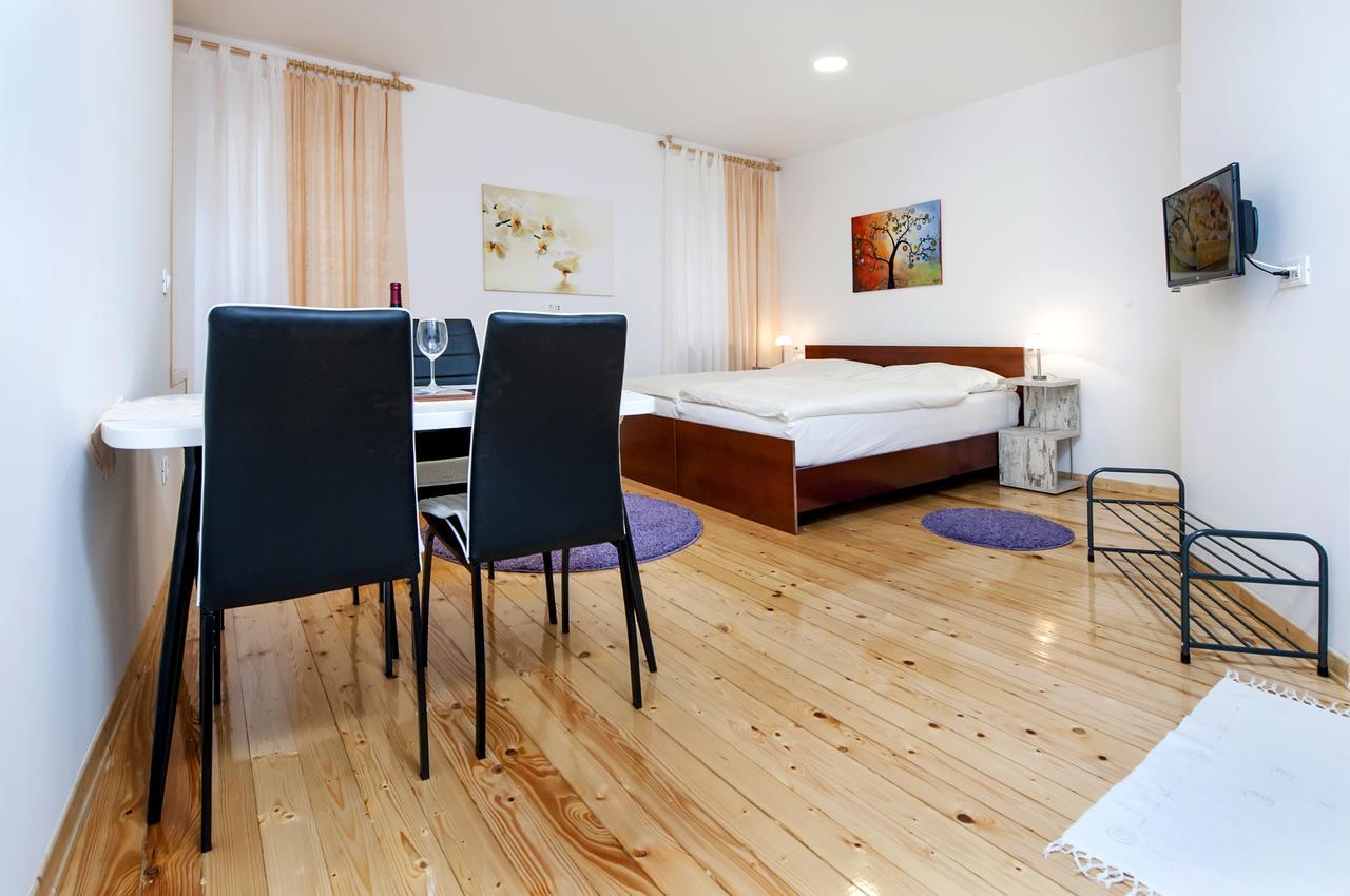 La Svalba Rooms & Studios Rovinj Eksteriør billede